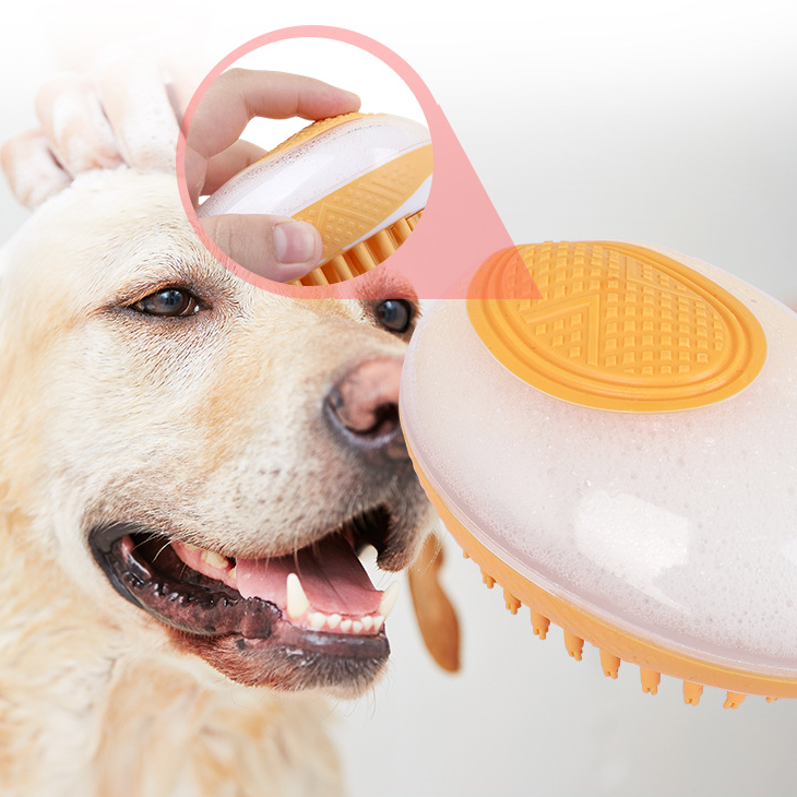 Shine and Comfort with our 2-in-1 Pet Spa Brush